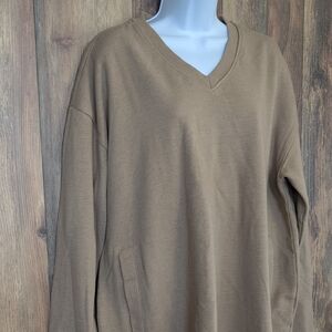 Royce Women's V-Neck Tan Oversized Sweatshirt XL                       W102
